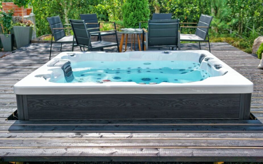 The Difference Between New, Used, and Ex-Display Hot Tubs for Sale