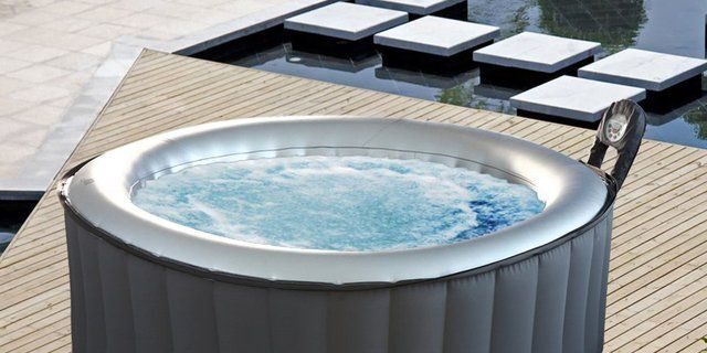 Is It Wise to Buy an Inflatable Hot Tub? Is It Wise to Buy an Inflatable Hot Tub?